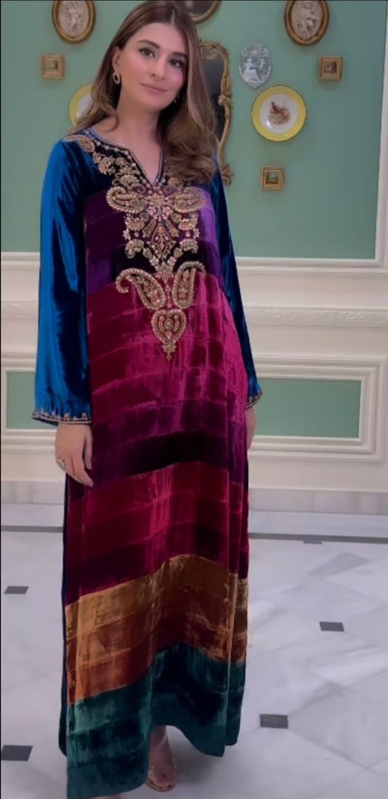 Spectrum velvet Set